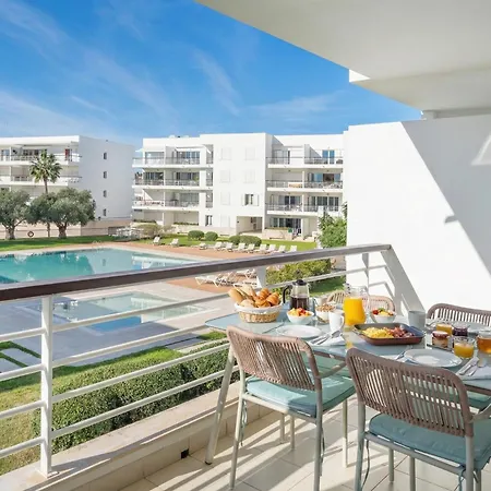 Lagos Marina Comfort Pool #1990