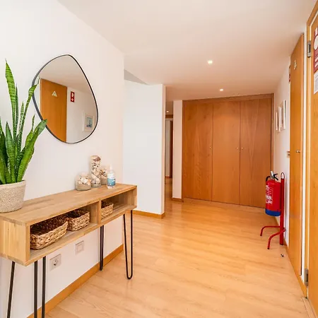 Lagos Marina Comfort Pool #1990