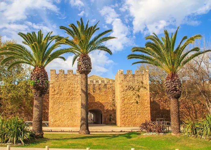 Lagos Marina Comfort Pool #1990 拉哥斯