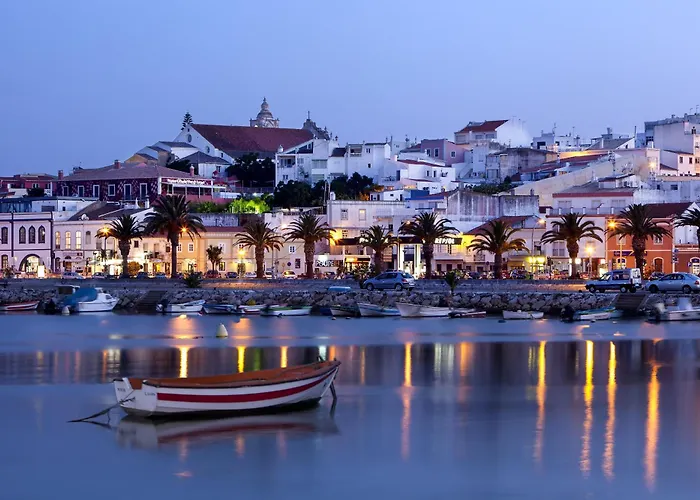 Lagos Marina Comfort Pool #1990 拉哥斯