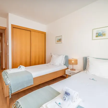 Lagos Marina Comfort Pool #1990 Apartment *