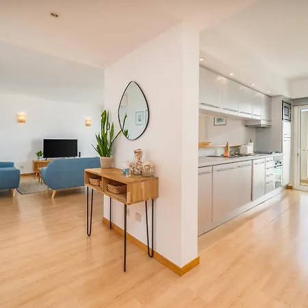 Lagos Marina Comfort Pool #1990 Apartment *